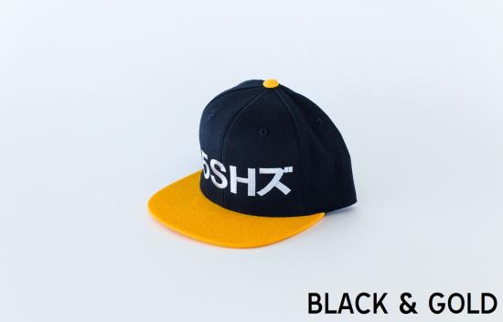 SH CO5 SNAP BACK CAP <55SH LOGO> BLACK & GOLD