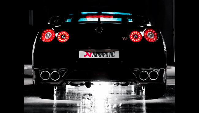 NISSAN GT-R