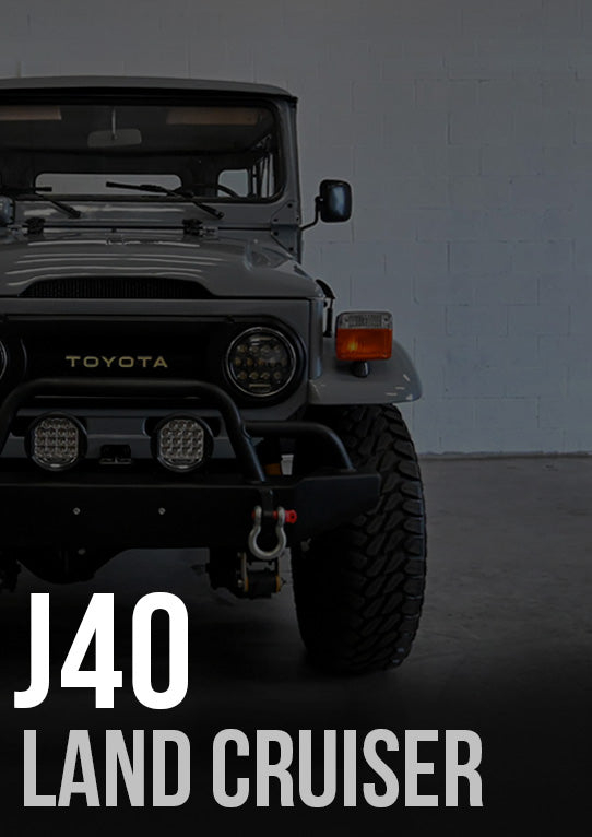 TOYOTA Land Cruiser J40